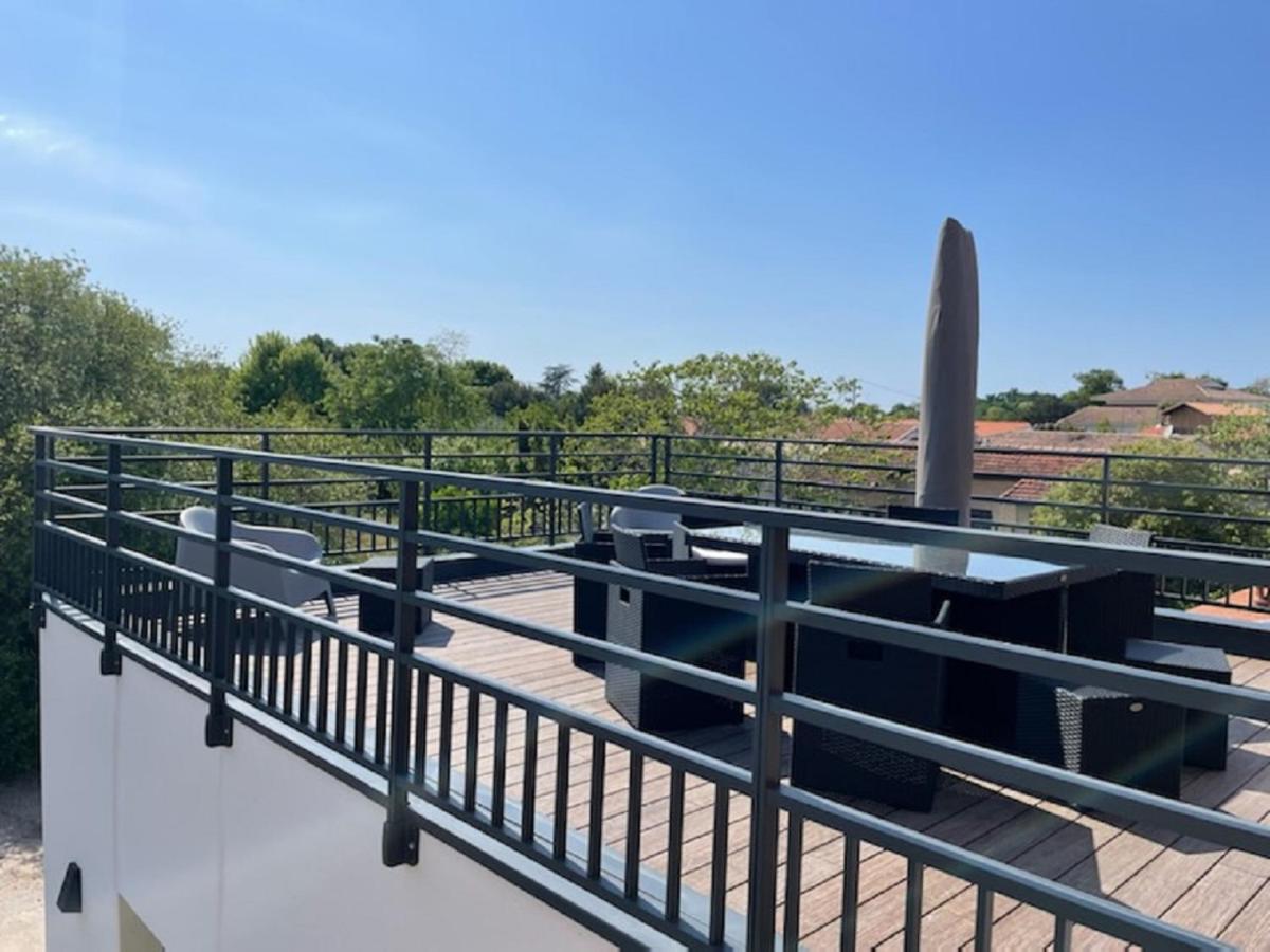 Au Coeur Du Bassin D'Arcachon,Tres Bel Appartement Avec Terrasse Audenge Exterior photo